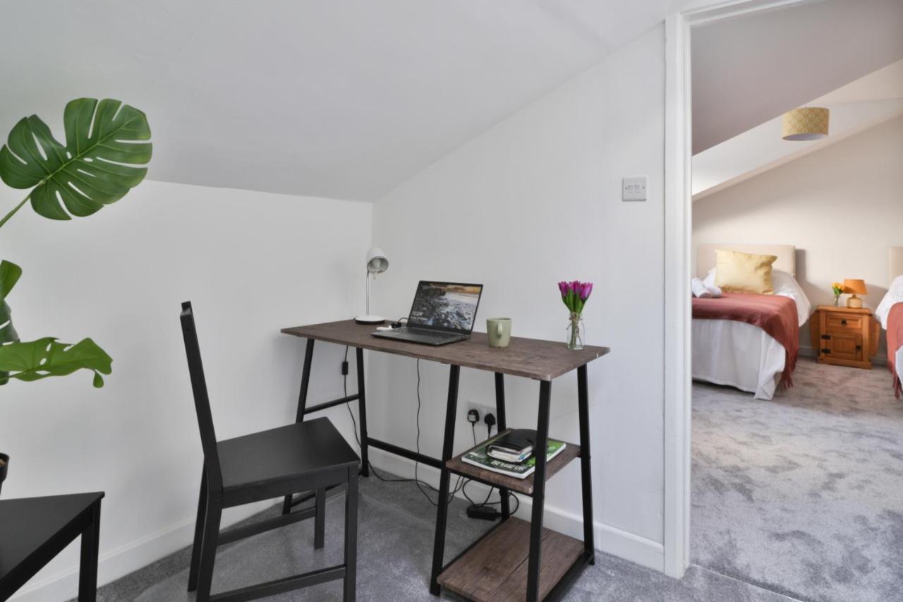 Villa Rumney House à Cardiff Extérieur photo